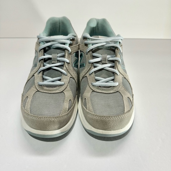 New Balance 877 Womens Size 8.0 D / WW877SB Walking Shoes Silver Suede - Picture 2 of 7